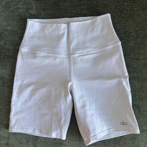 ALO Yoga 7” High Waist Biker Short